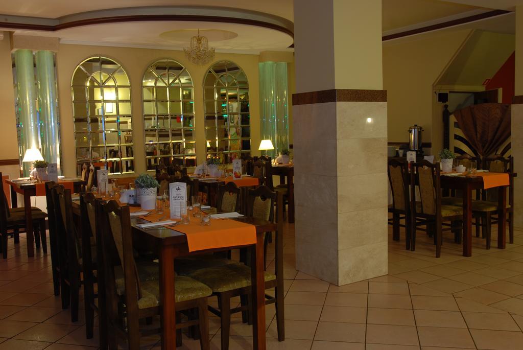 Hotel La-Musica Piaseczno  Exterior photo
