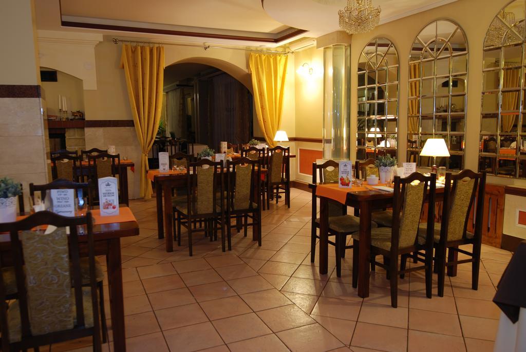 Hotel La-Musica Piaseczno  Exterior photo